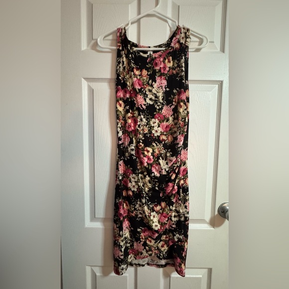 Vanilla Bay Dresses & Skirts - Vanilla Bay Floral Sleeveless Dress - Black and Pink